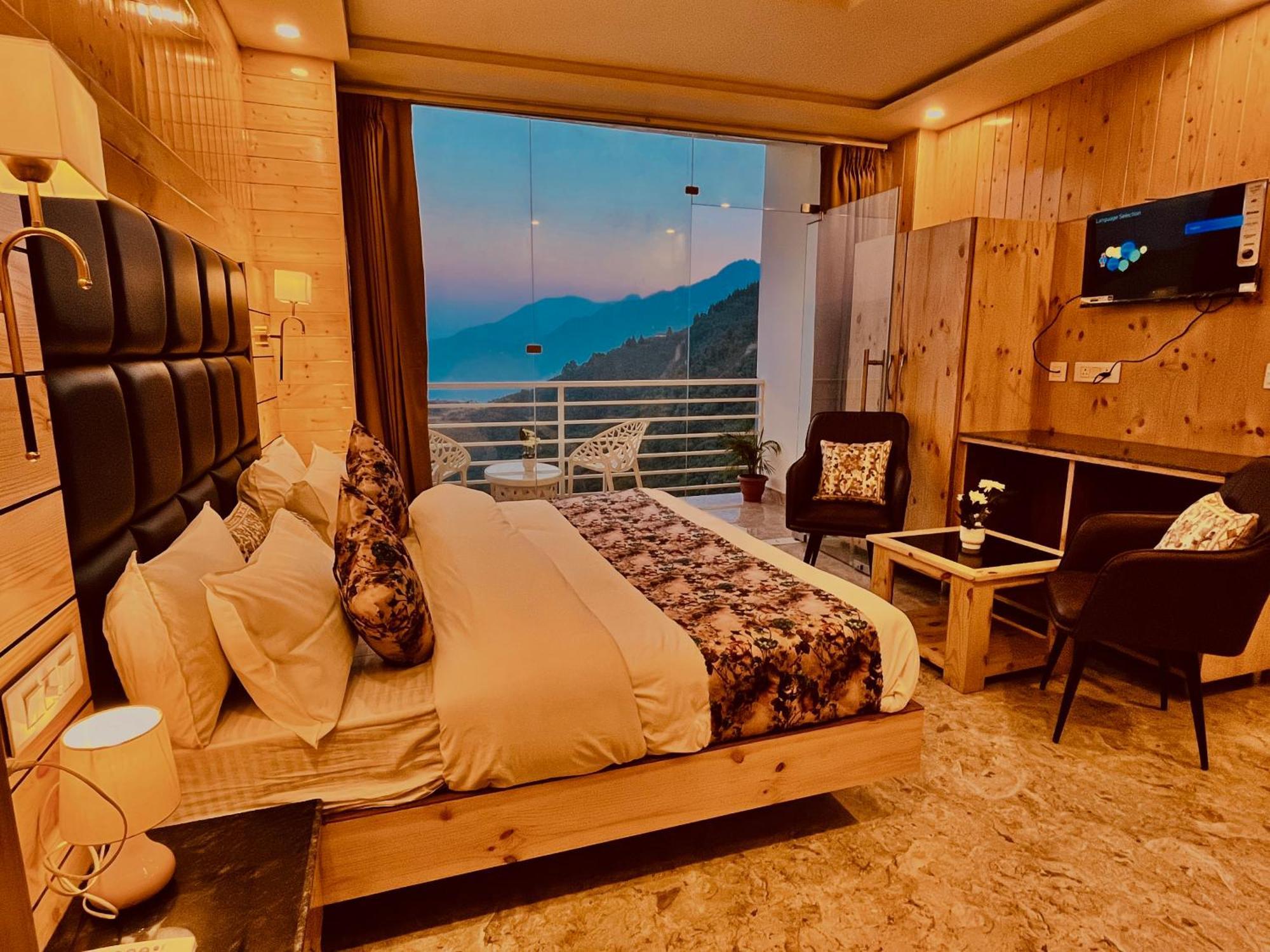 Hotel Hill View, Mussoorie - Near Jw Marriott Mussoorie, M 77377-32479 Eksteriør billede