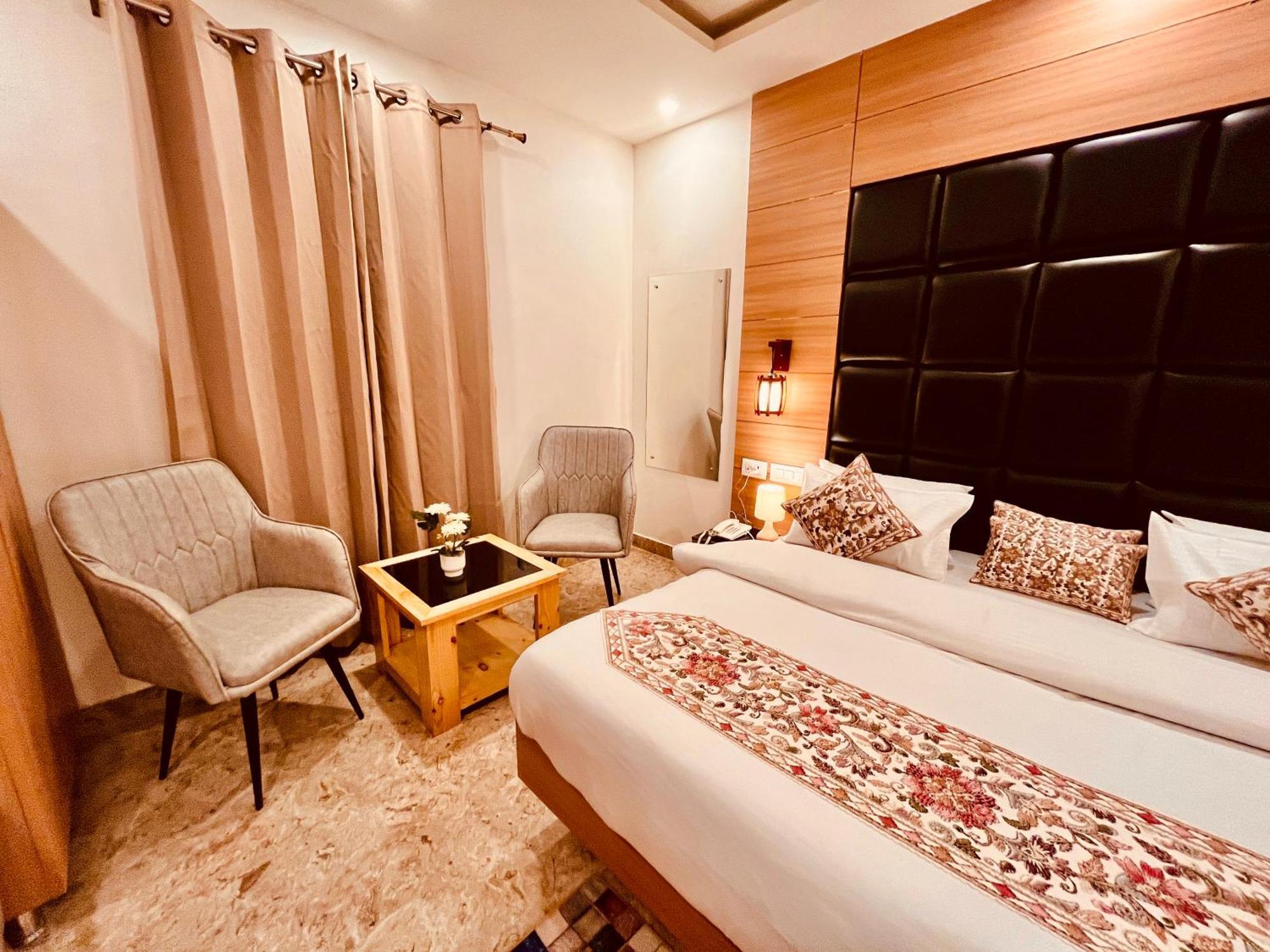 Hotel Hill View, Mussoorie - Near Jw Marriott Mussoorie, M 77377-32479 Eksteriør billede