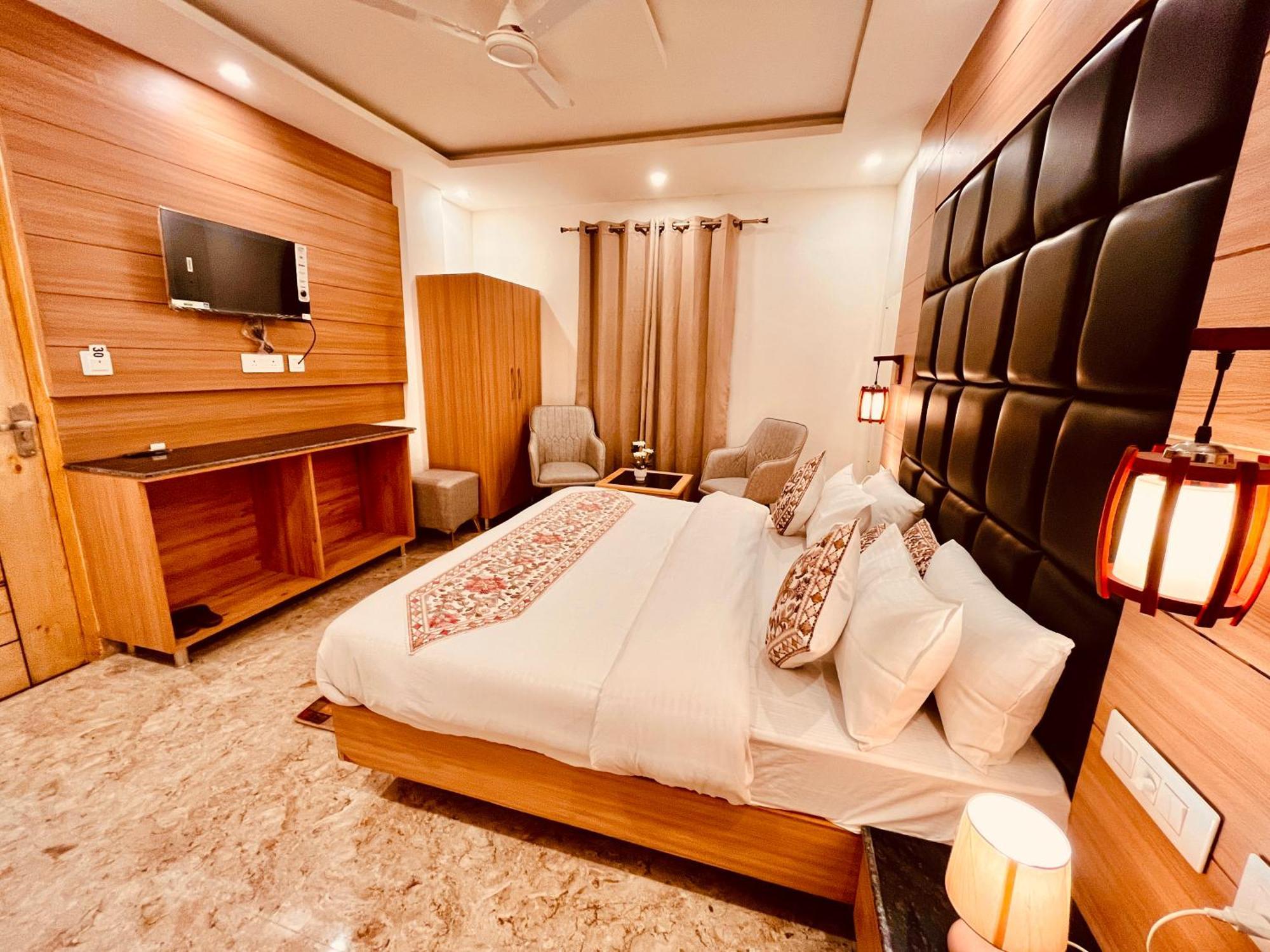 Hotel Hill View, Mussoorie - Near Jw Marriott Mussoorie, M 77377-32479 Eksteriør billede